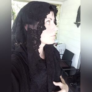 Infinity Lace Mantilla Chapel Veil